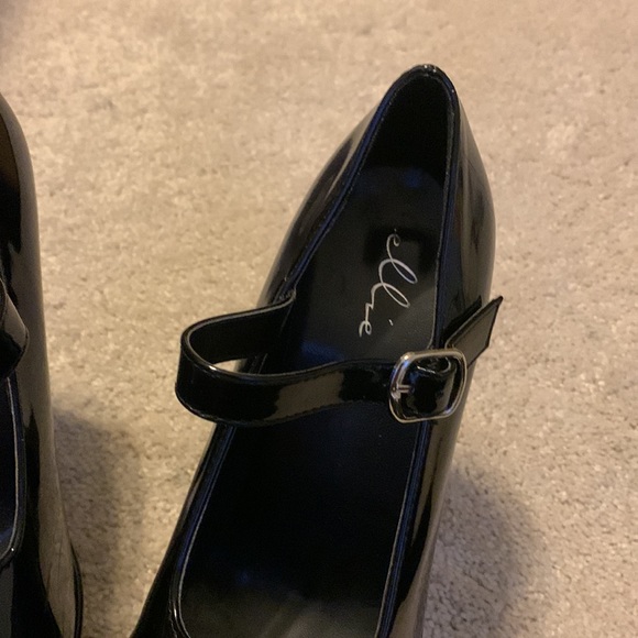 COPY - A show stopper. Black platforms with 5’inch heels brand new! By Ellie si… - Picture 7 of 11